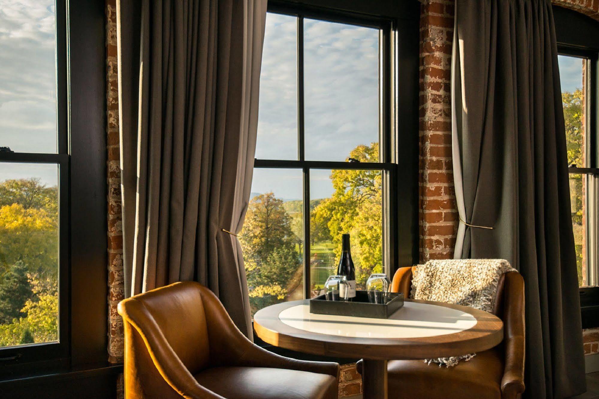 The Charmant Hotel Ла-Кросс Екстер'єр фото